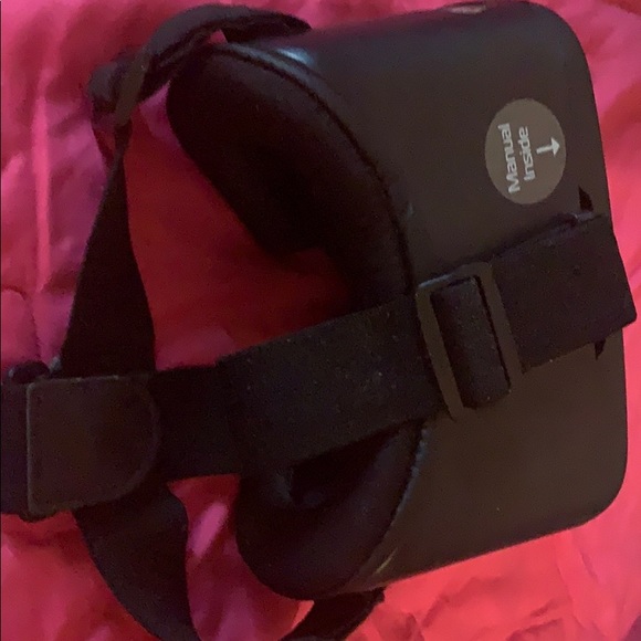 Virtual reality goggles - Picture 3 of 3